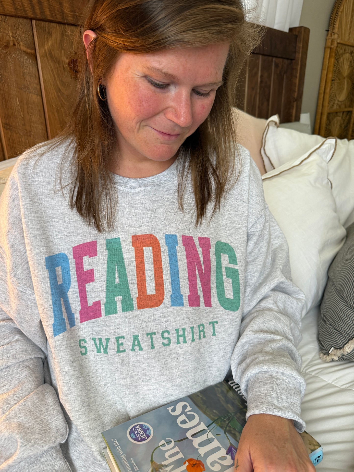 Summer Colors Reading Sweatshirt // 3 weeks