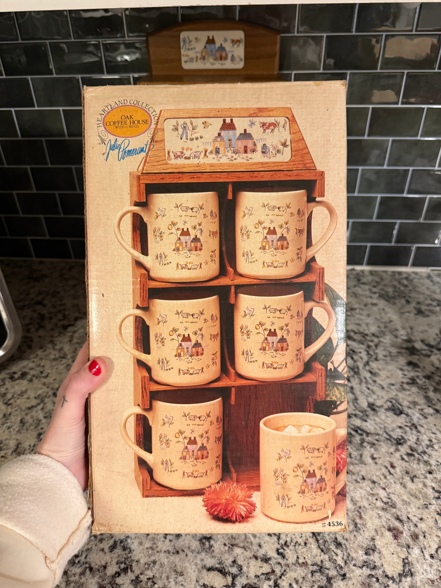 Heartland Boxed Mug Set w/ Wooden Stand