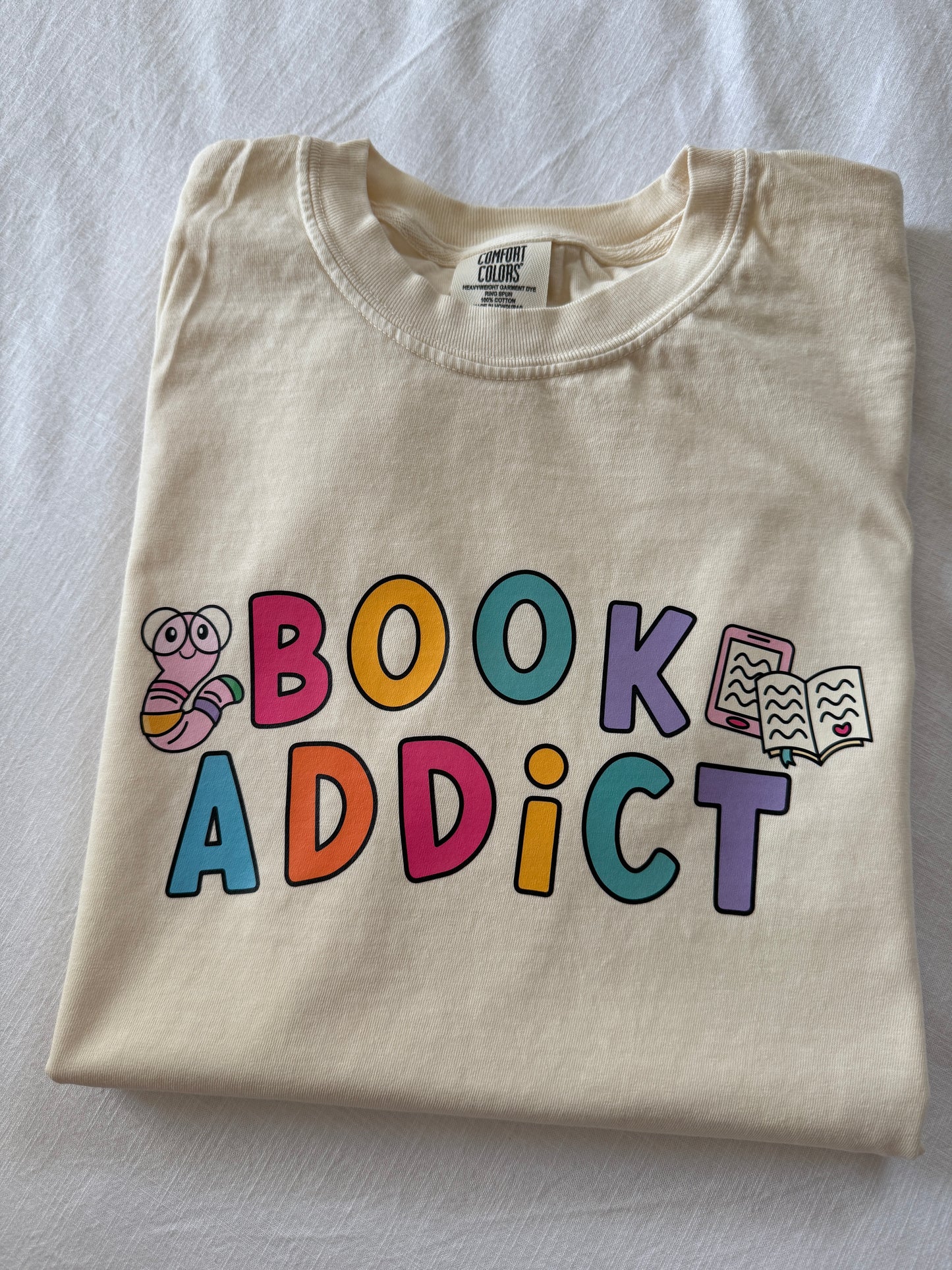 Book Addict on Comfort Colors // 3 weeks