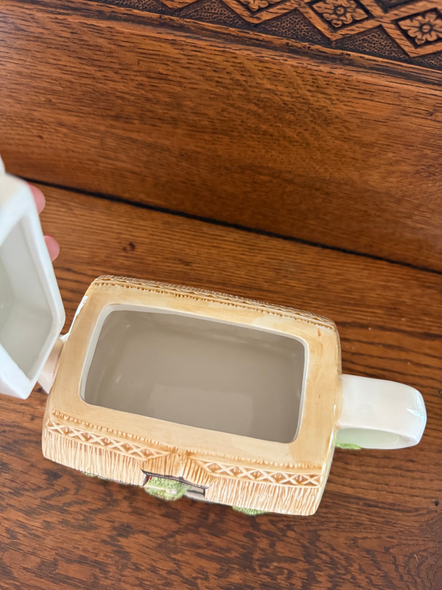 Cottage Tea Pot