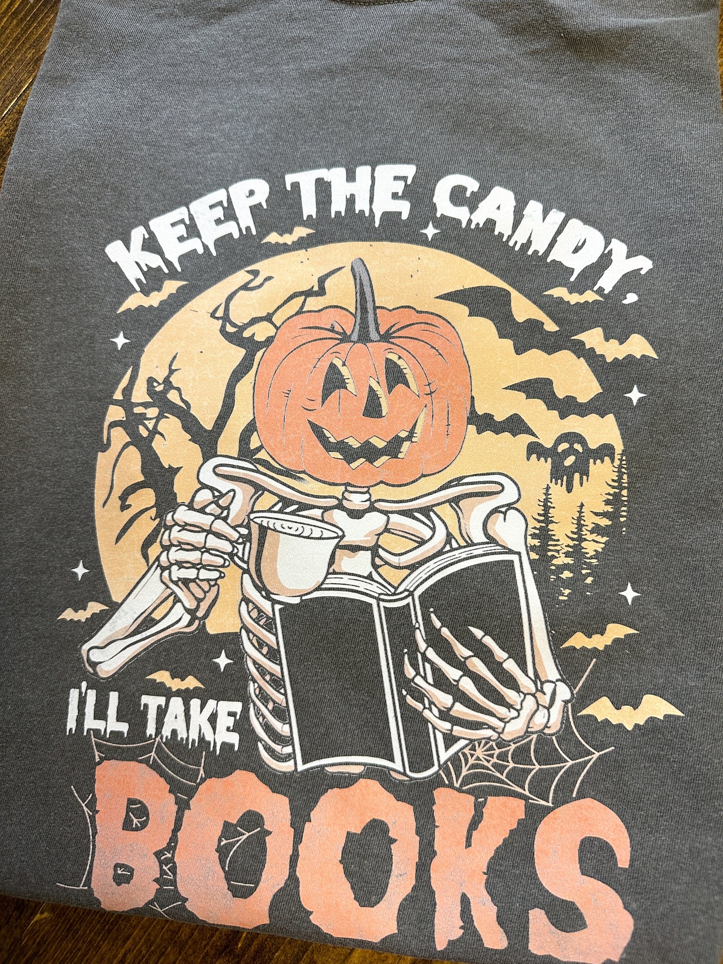 Keep the candy, give me books! // 3 weeks turnaround