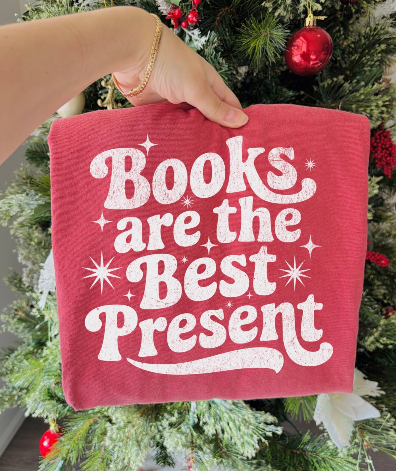 Books are the best present! // 3 weeks turnaround