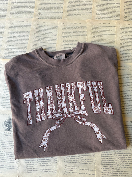 Thankful 🤎 // 3 weeks turnaround