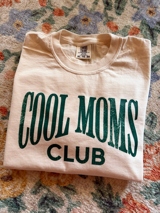 Cool Moms Club // 3 weeks turnaround