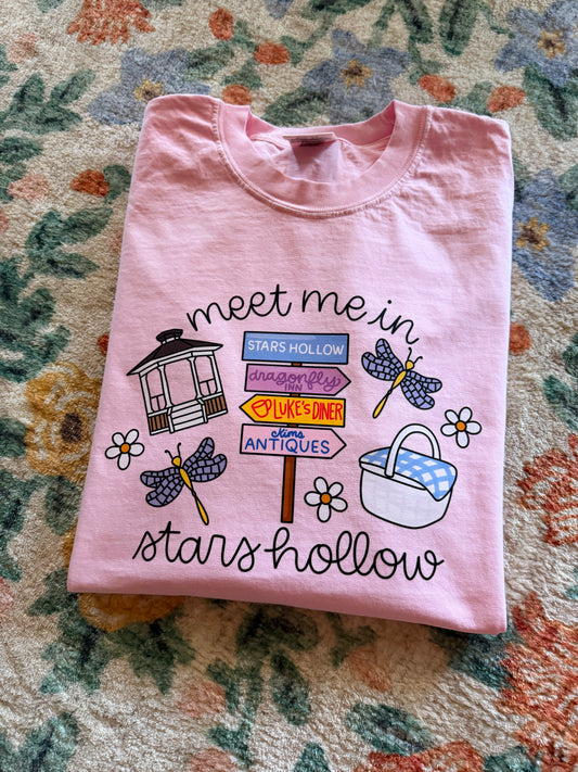 Meet in Stars Hollow // 3 weeks turnaround