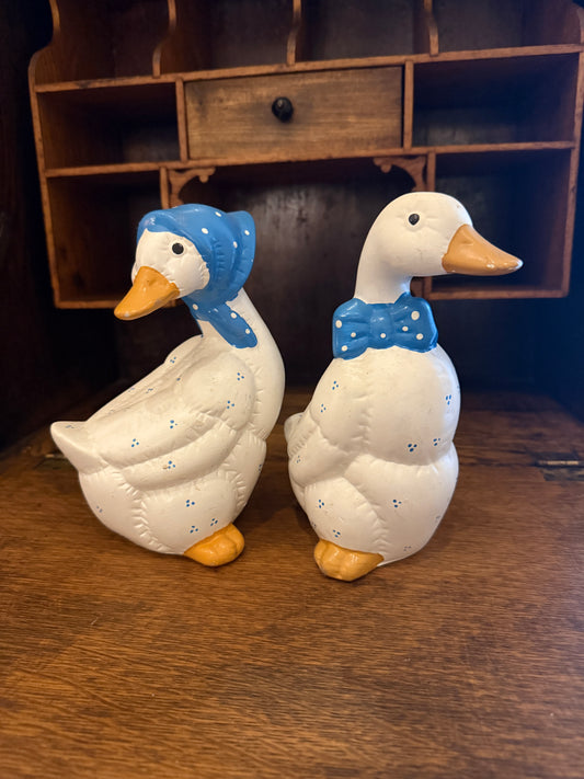 Set of 2 Ceramic Geese