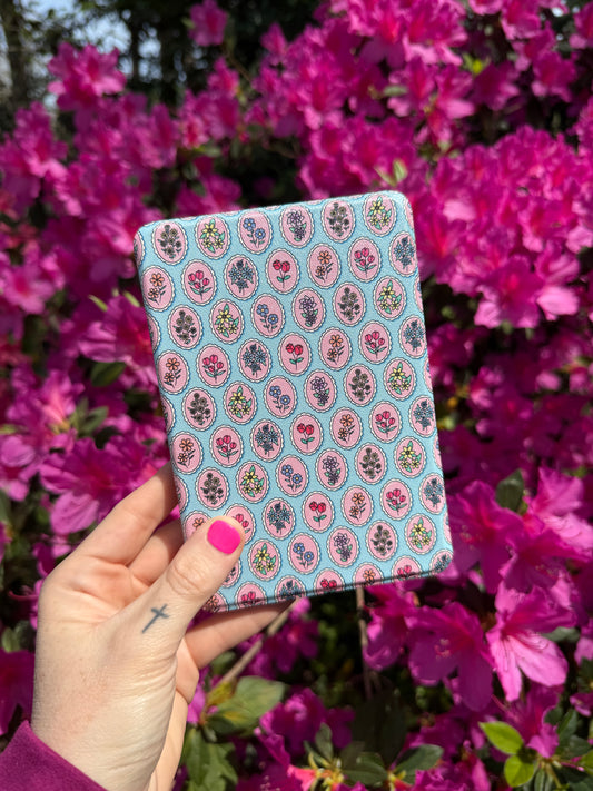 Rosie Blooms Kindle Case