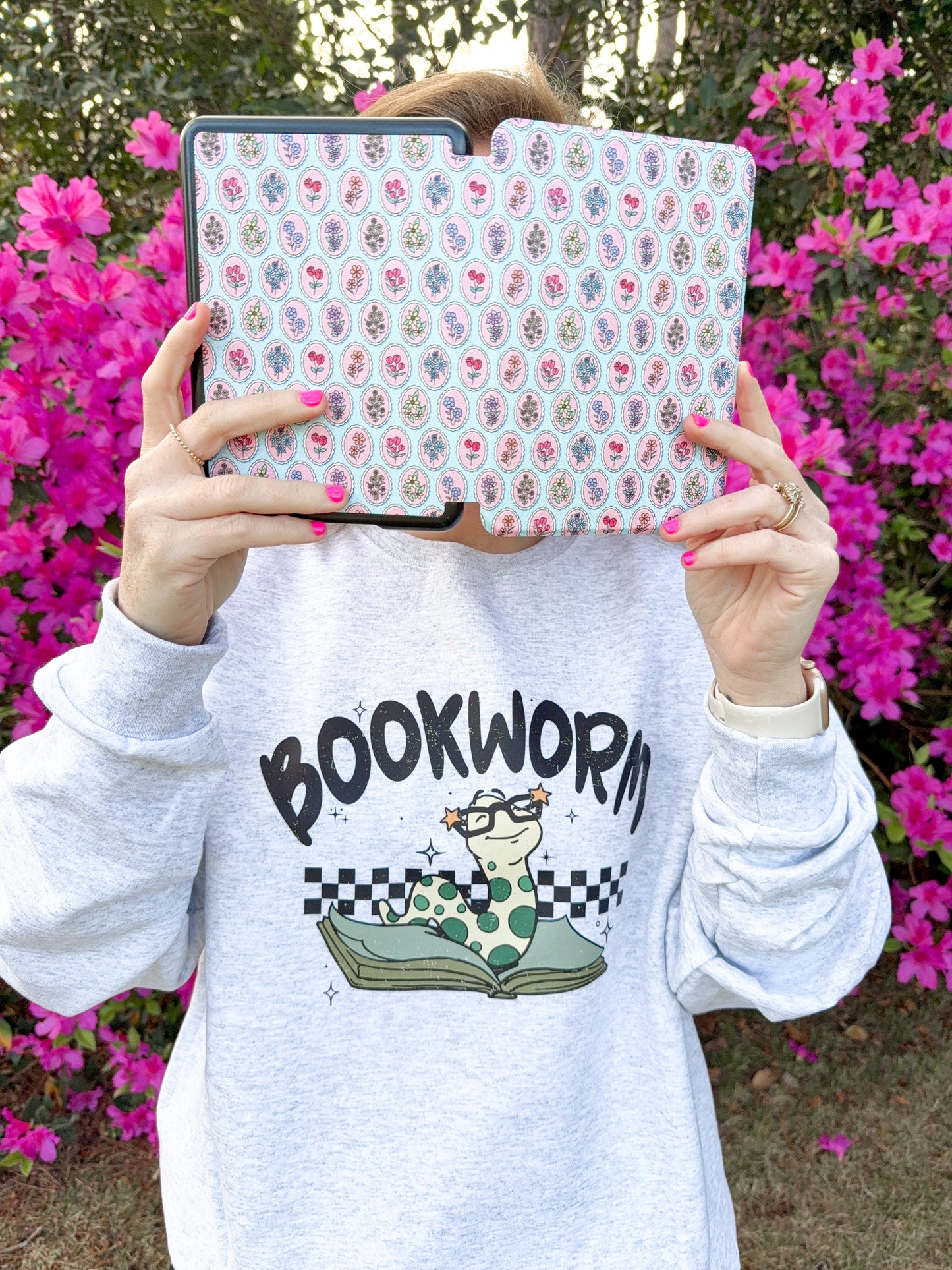 Bookworm Sweatshirt // 3 weeks